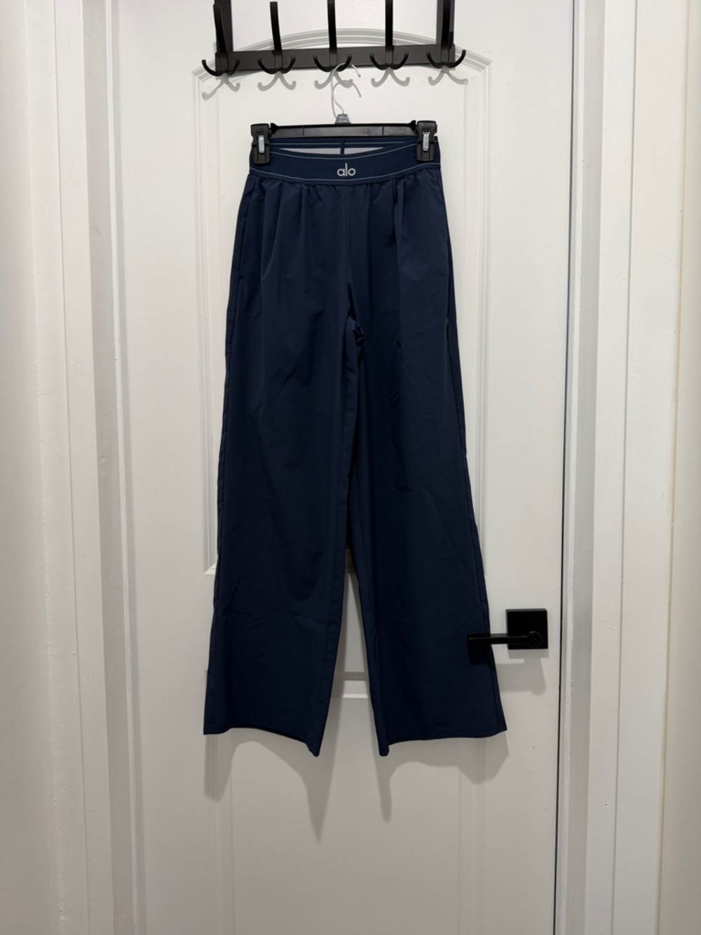 ALO Yoga Navy Wide-Leg Performance Joggers